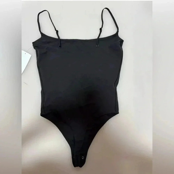 Skims Fits Everybody Cami Bodysuit Onyx - Size Large - Picture 4 of 6